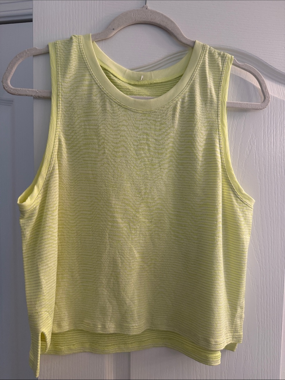 Lululemon Light Yellow Sleeveless Tank Top - Unbranded
